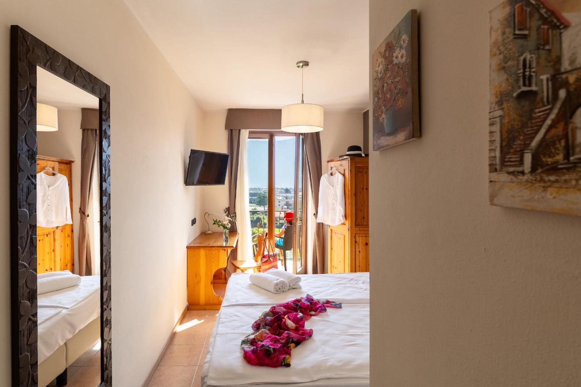 Agritur Eden Marone Bauernhof *